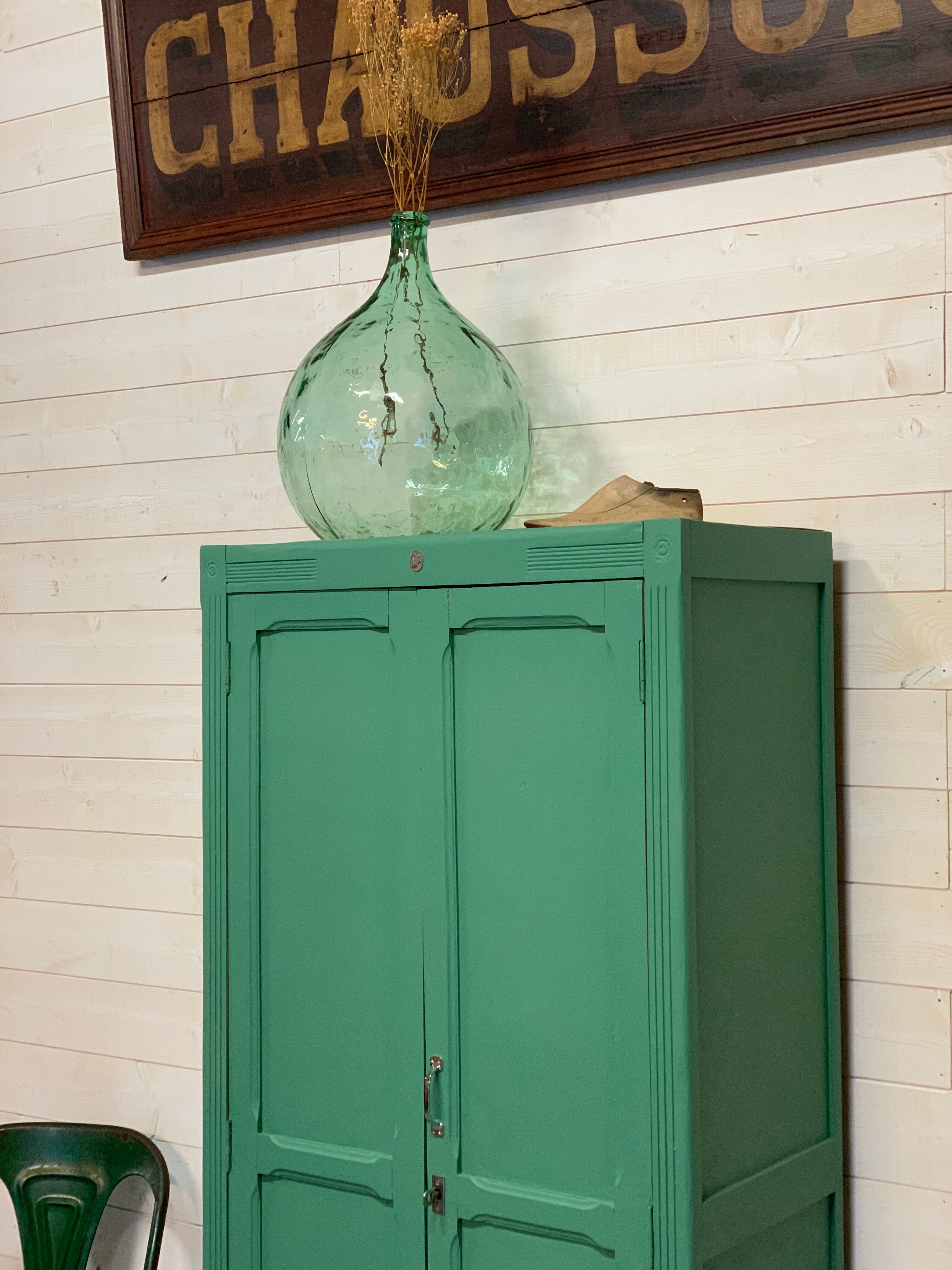 Armoire parisienne  deux portes
