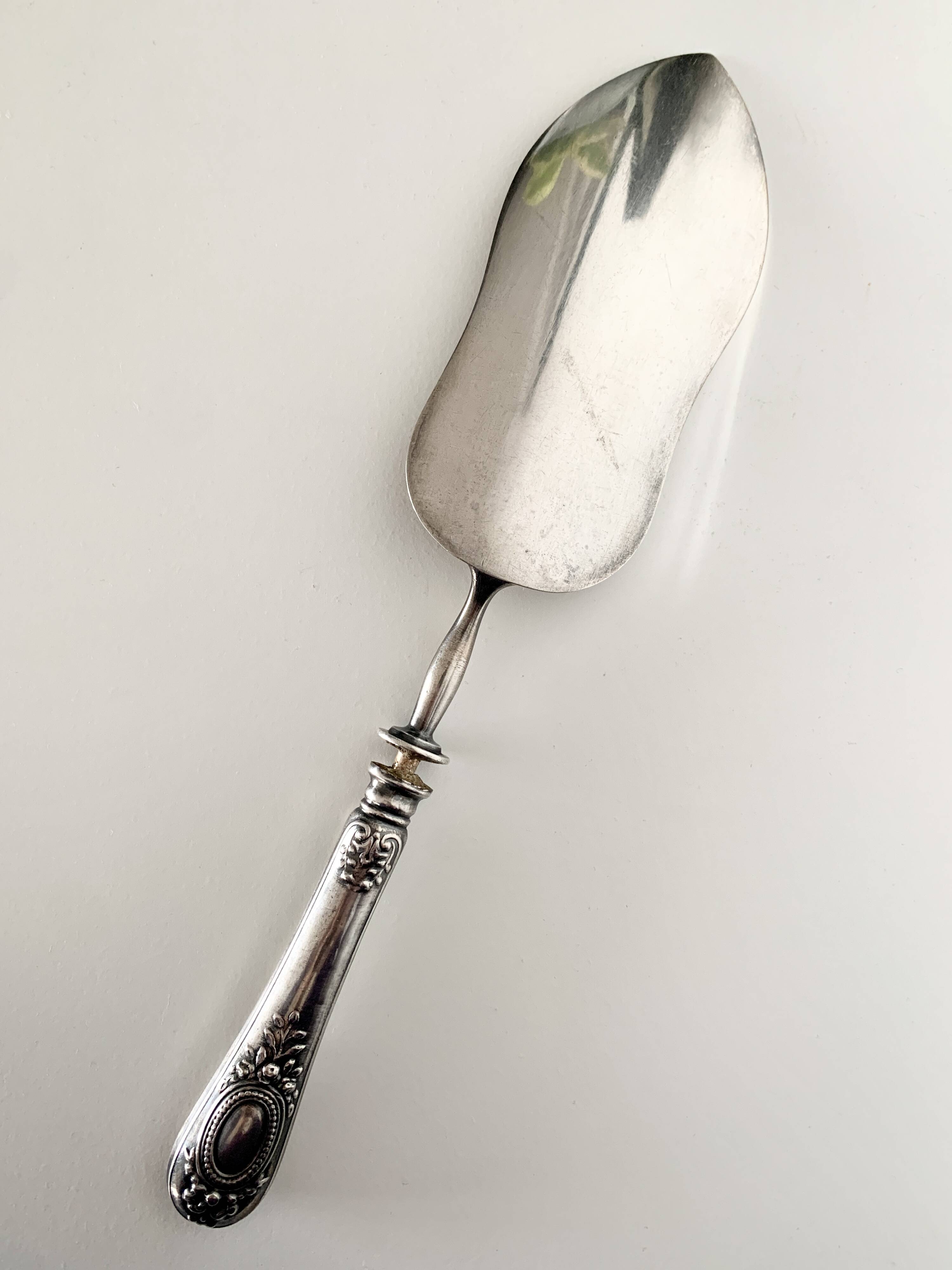 Christofle silver-plated metal pie server