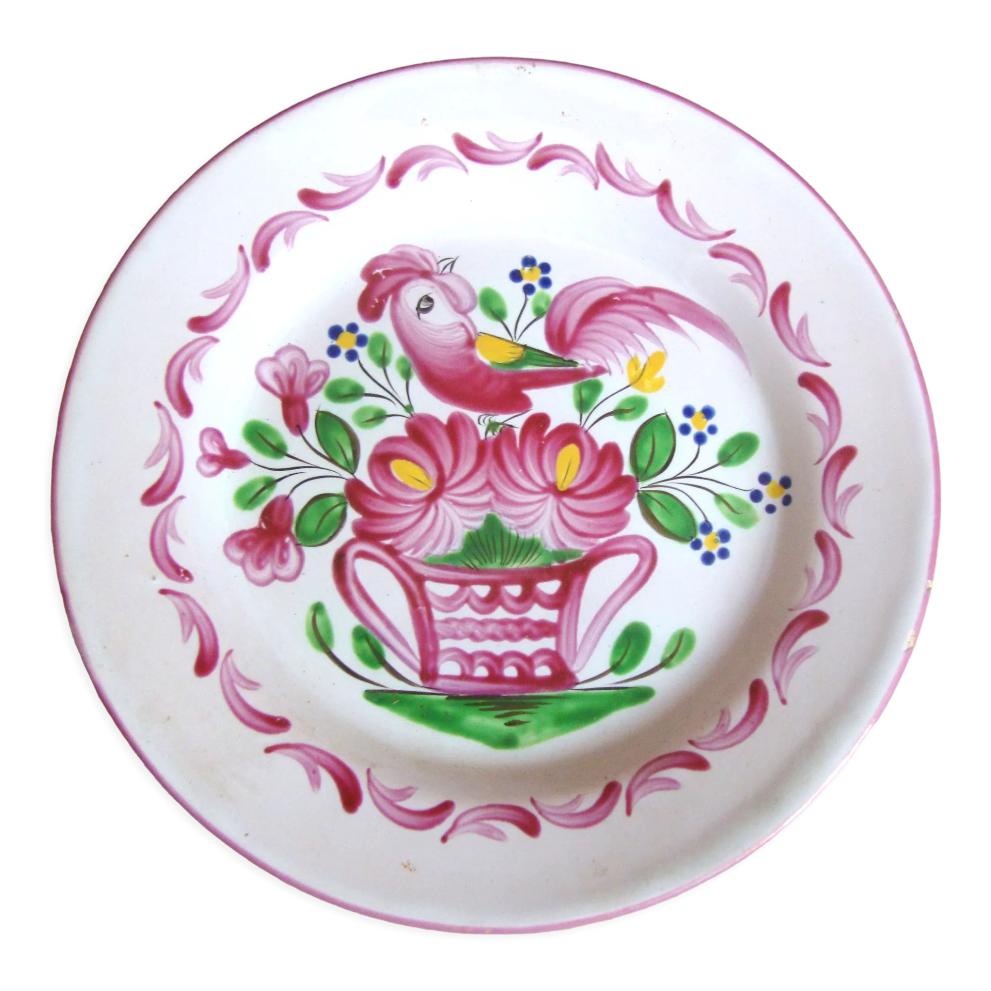 Assiette plate à décor St-Clément corbeille fleurie et oiseau