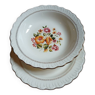 2 antique "Capri" plates