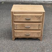 Small Art Deco chest of drawers renovated in raw oak 1950.