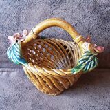 Small barbotine basket