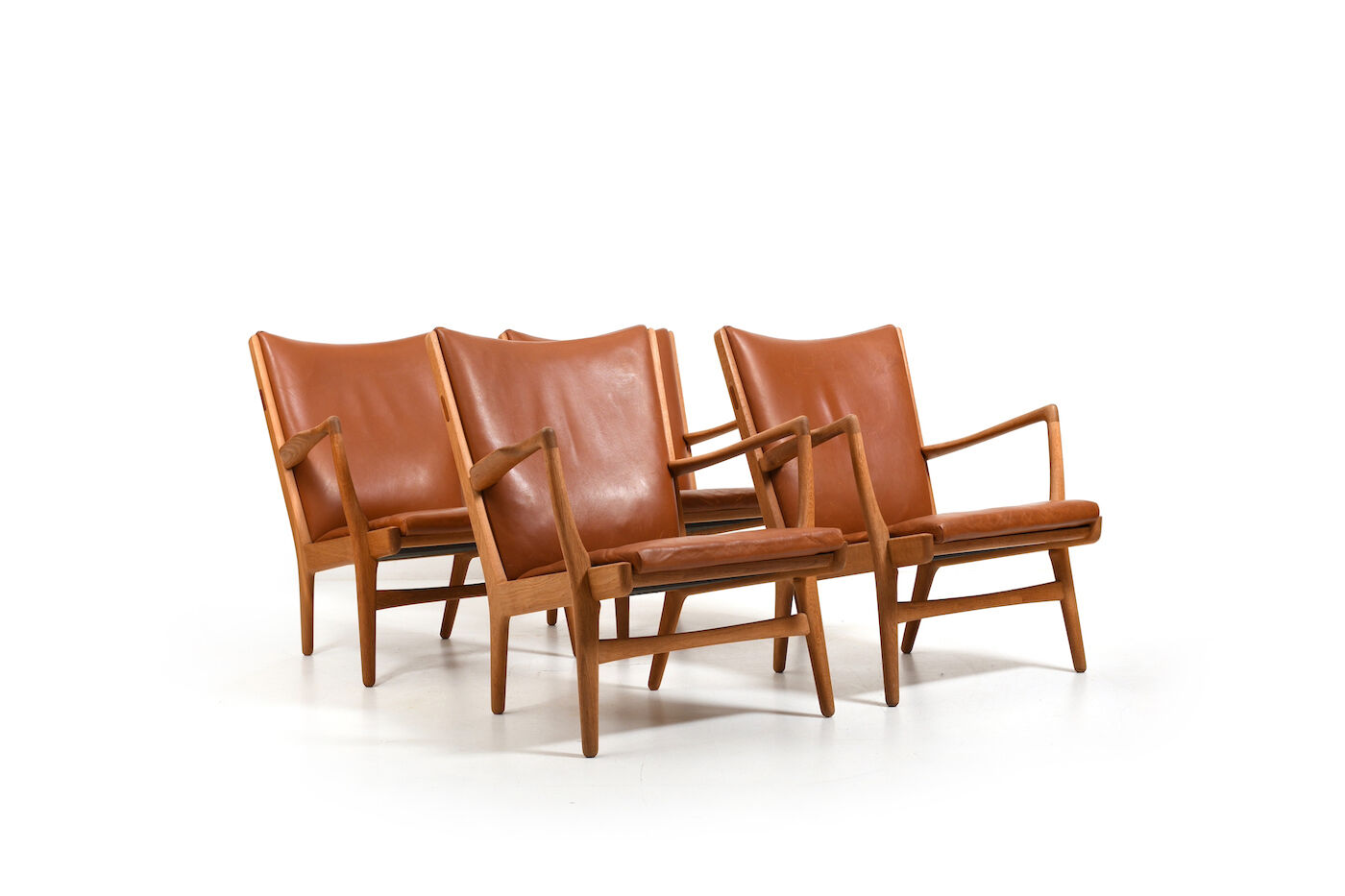 Lot de 4 fauteuils AP-16 en chêne par Hans Wegner