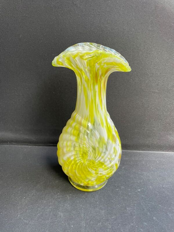 Vase Porte-bouquets « Soleil » - F. T. Legras répertorié