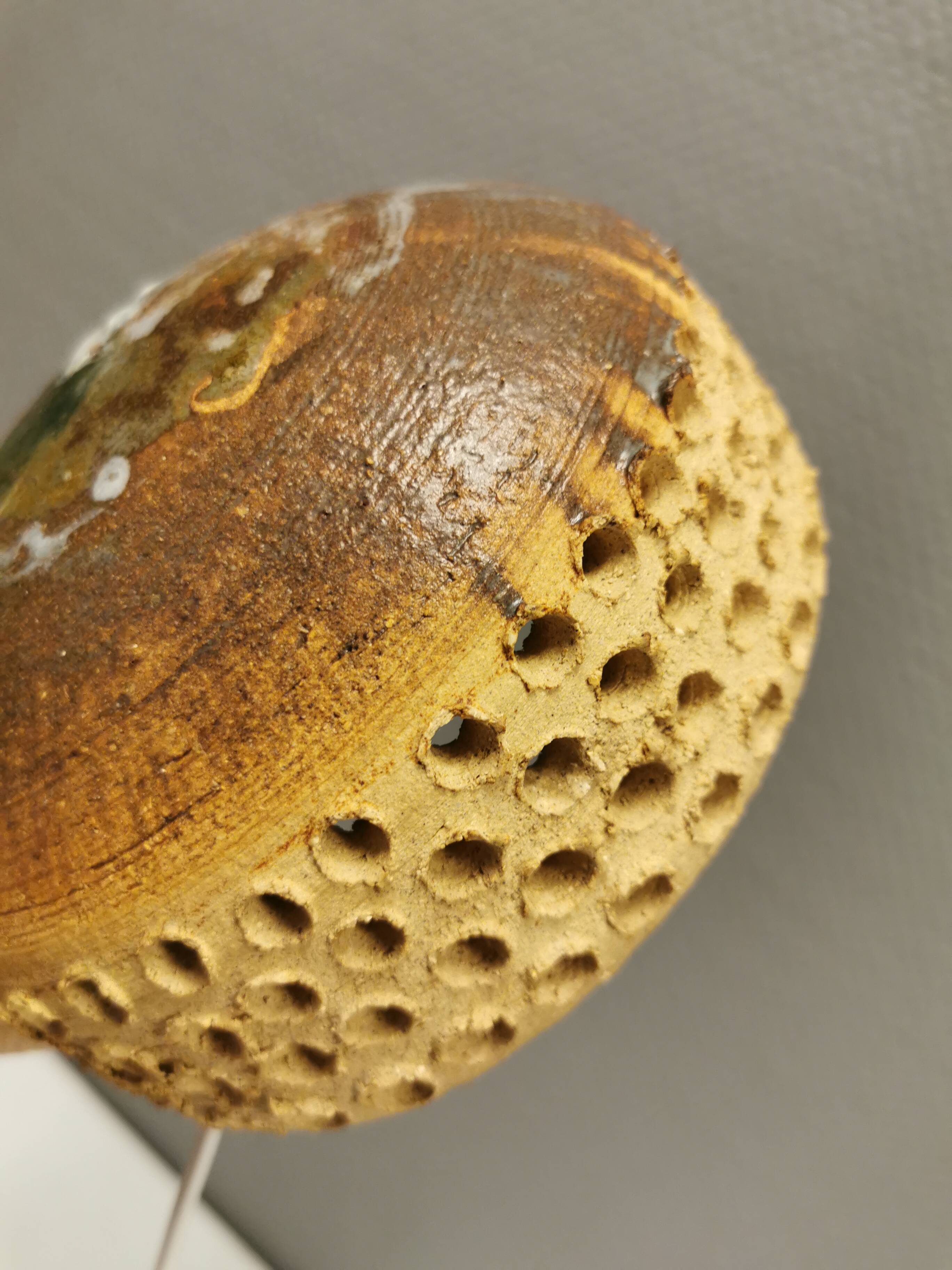 Small ceramic wall light, Danish and estimated from the 1970s.