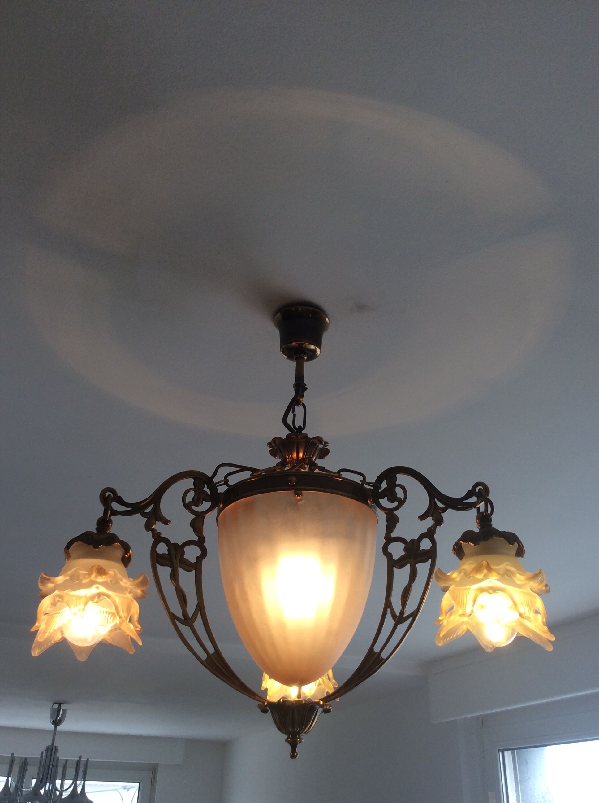 Old Art Deco style chandelier in bronze 4 fires