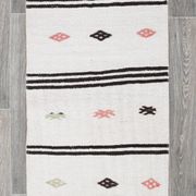 Tapis de couloir contemporain blanc et noir 2x9, 76x263 cm