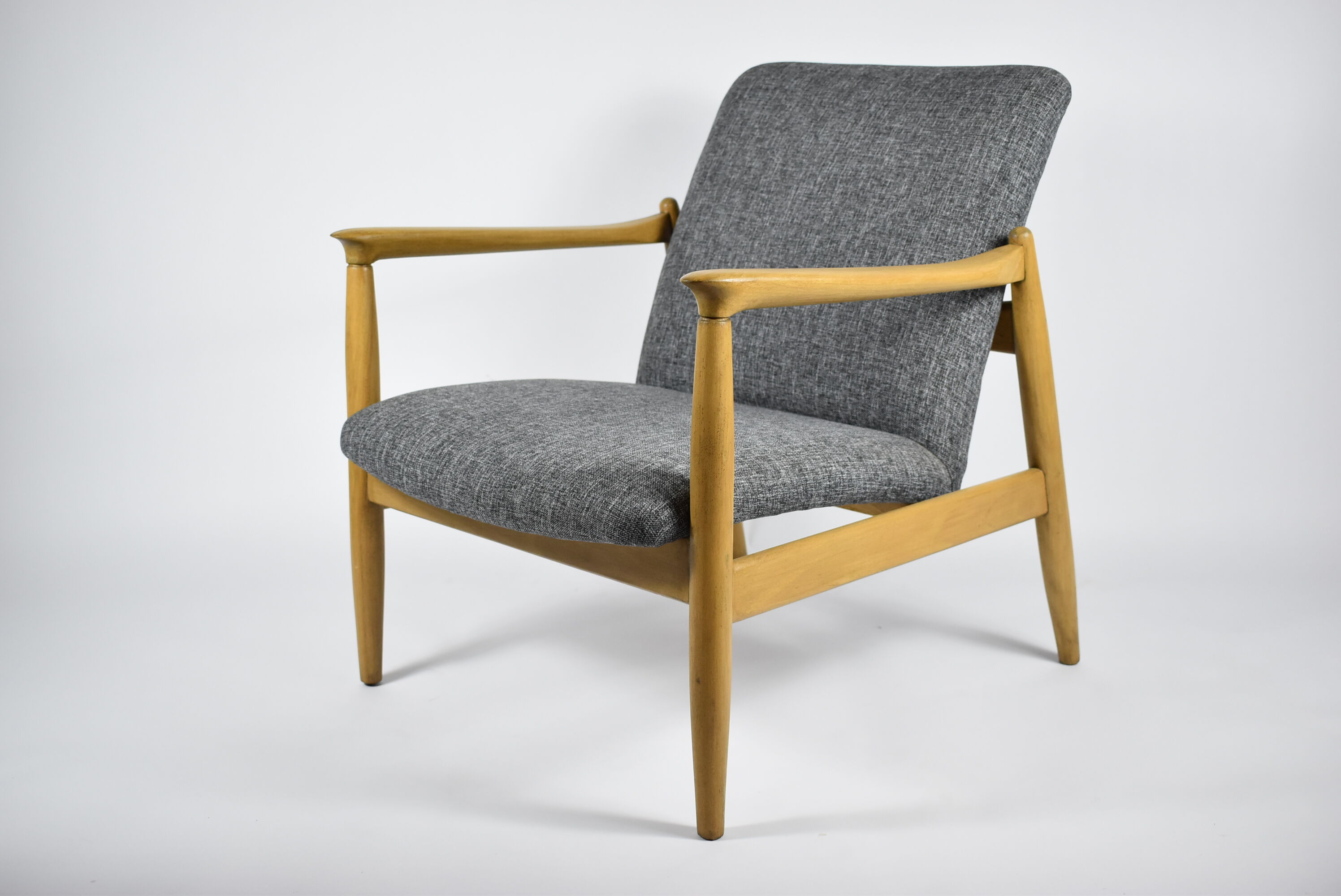 Original restored armchair GFM-64, designer E.Homa, 1960s, grey