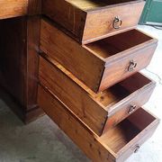 BUREAU A 9 TIROIRS EN NOYER 1900