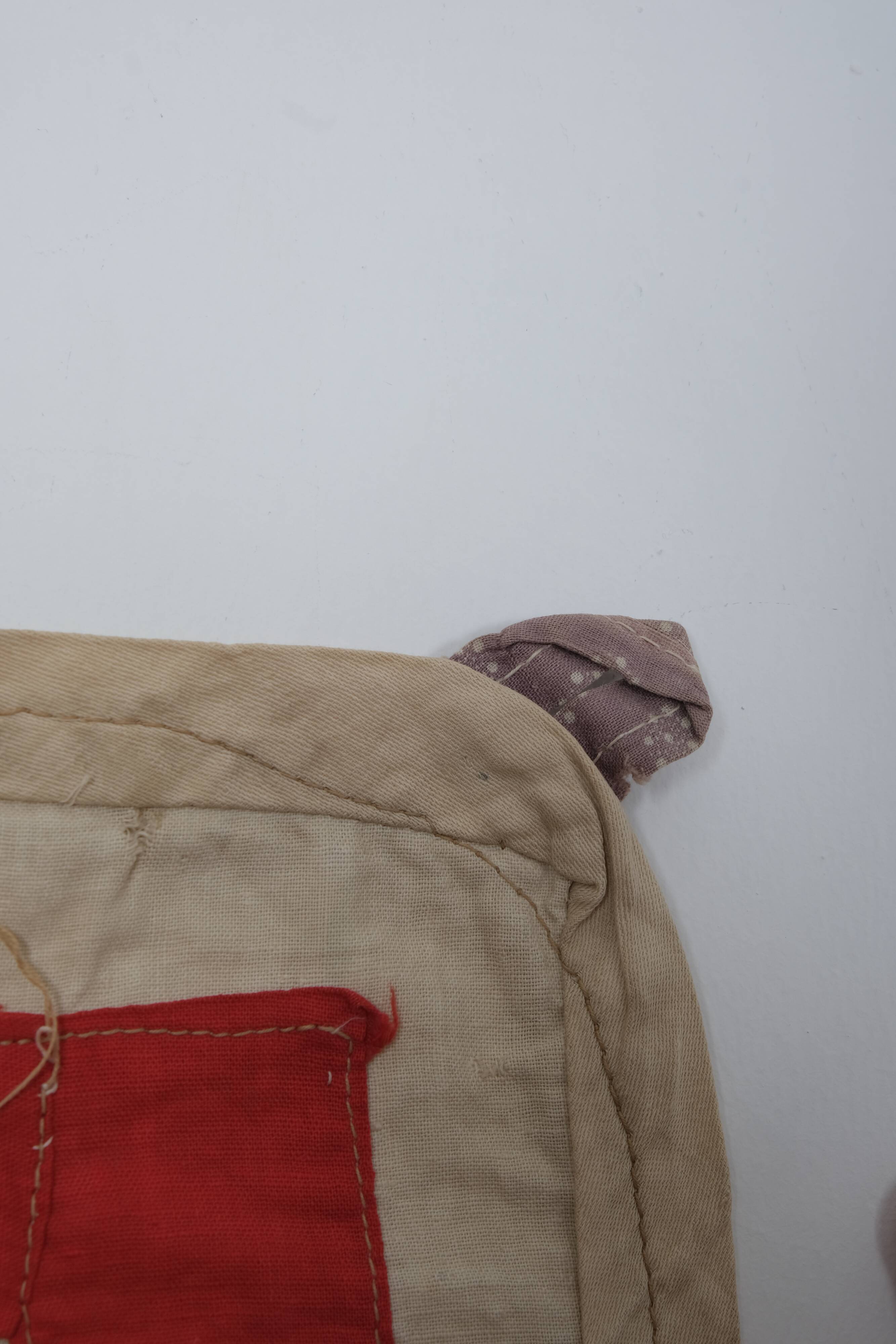 Vintage Turkish hand-knotted rug 130x132 cm