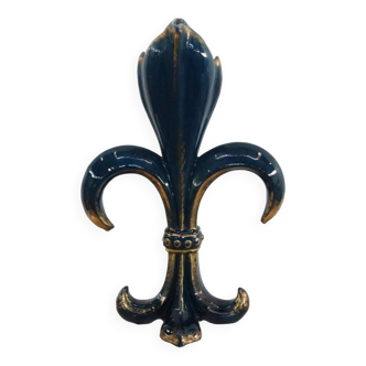 Fleur de Lys vase, in the style of Maison Massier