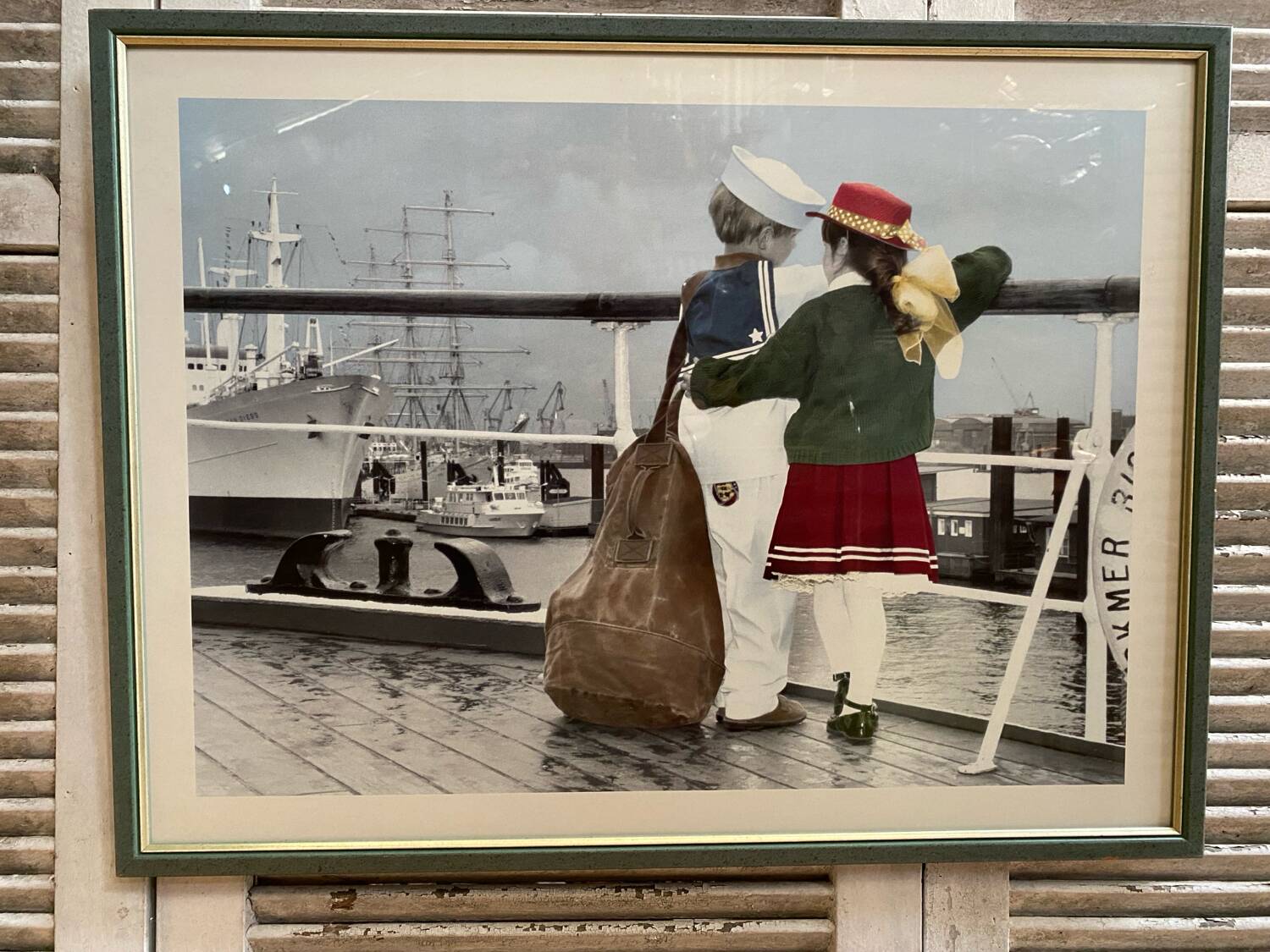 Old Color Print Sailor Children On The Naval Port + Green Wood Frame #B540