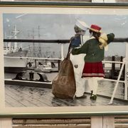 Old Color Print Sailor Children On The Naval Port + Green Wood Frame #B540