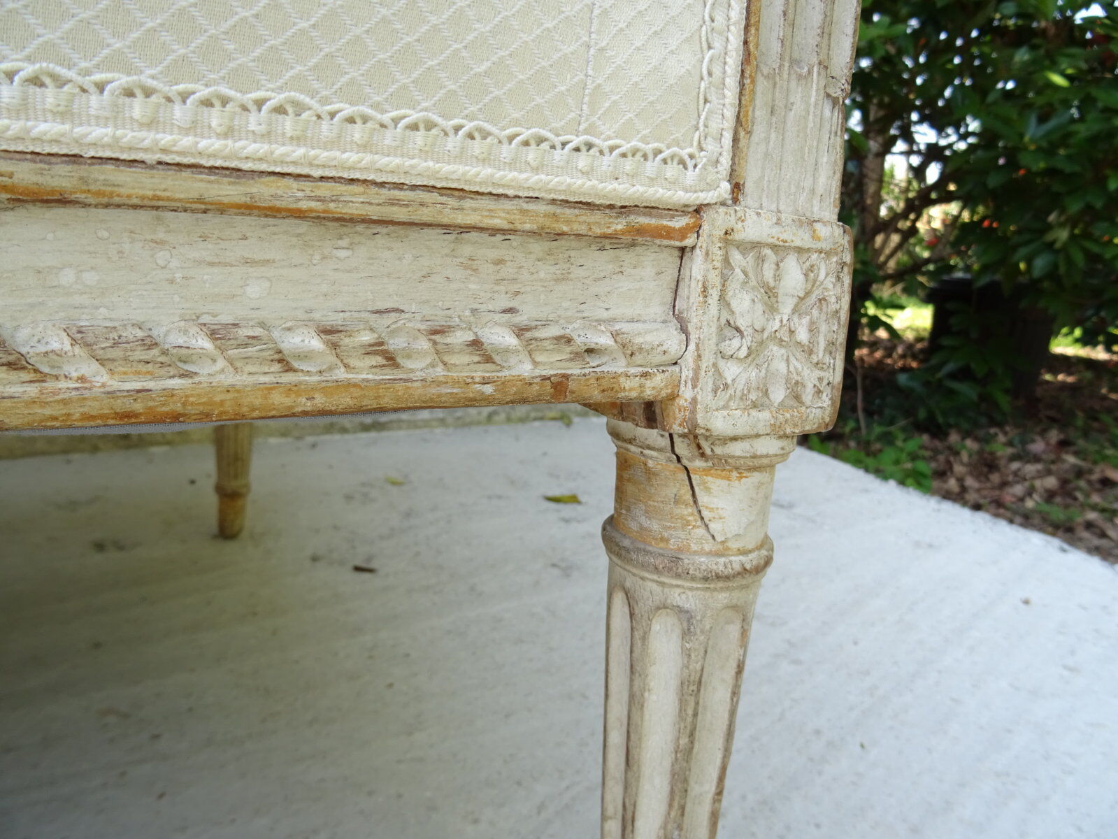 Louis XVI bench of the 19th century