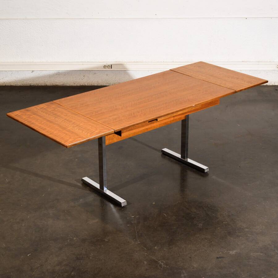Extendable work table with chrome legs