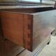 Commode en chêne blond mouluré