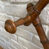 Accordion coat rack