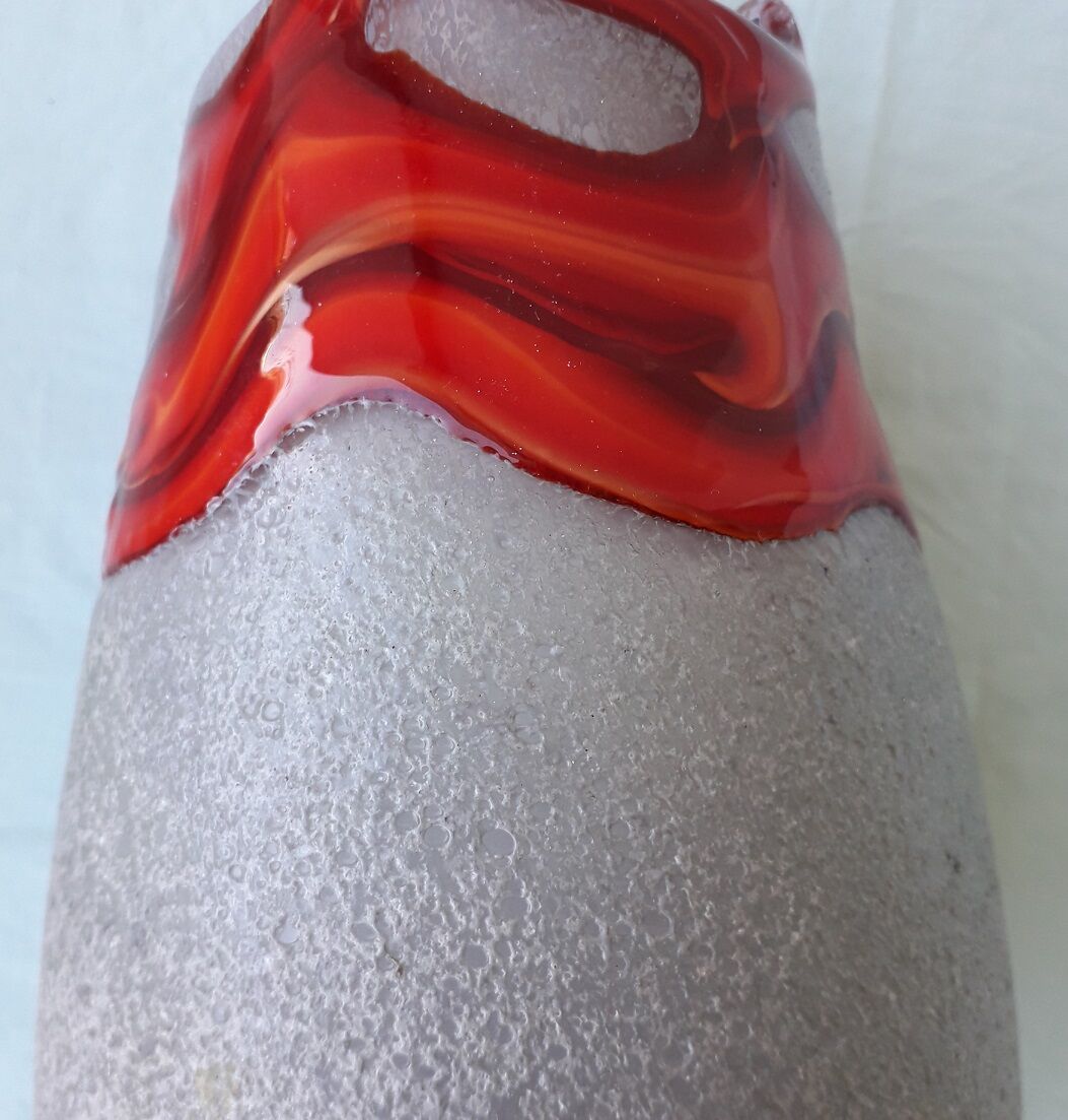 Glass vase