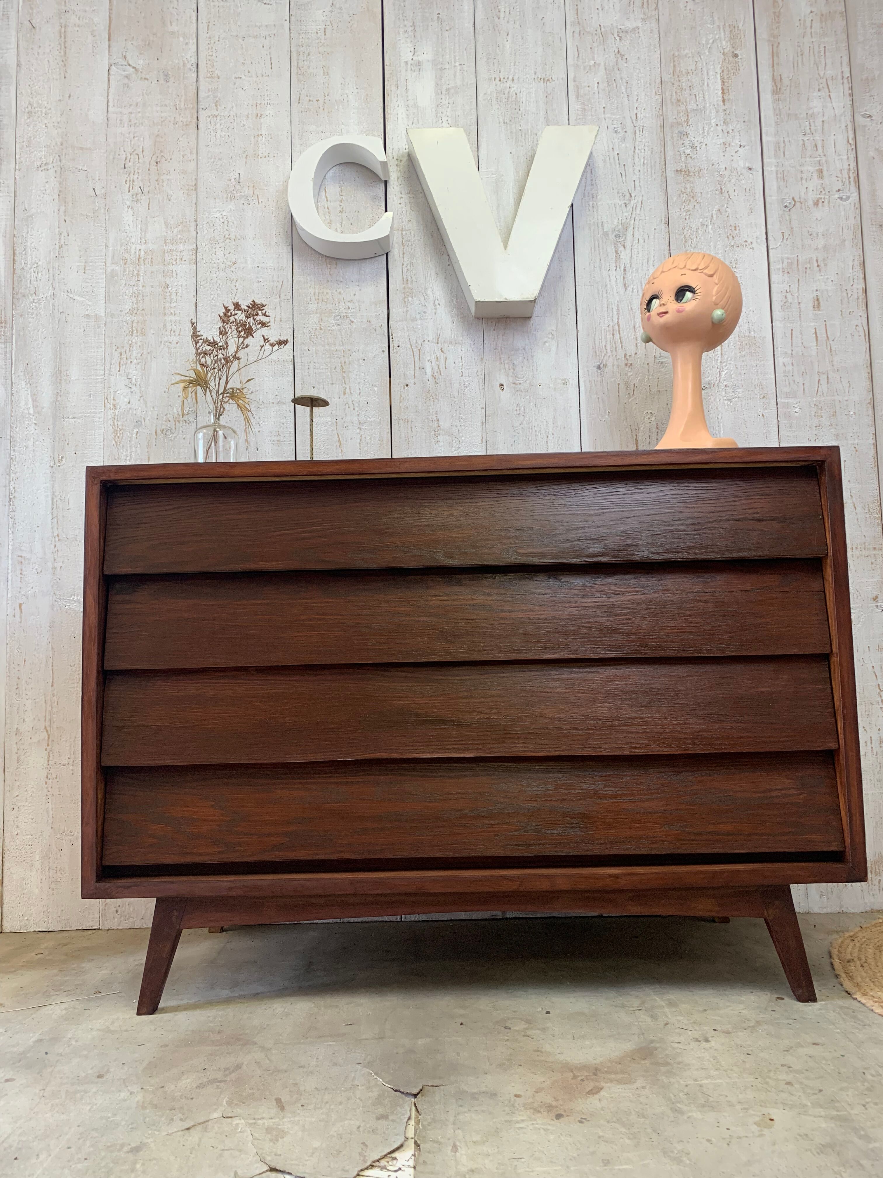 Vintage chest of drawers