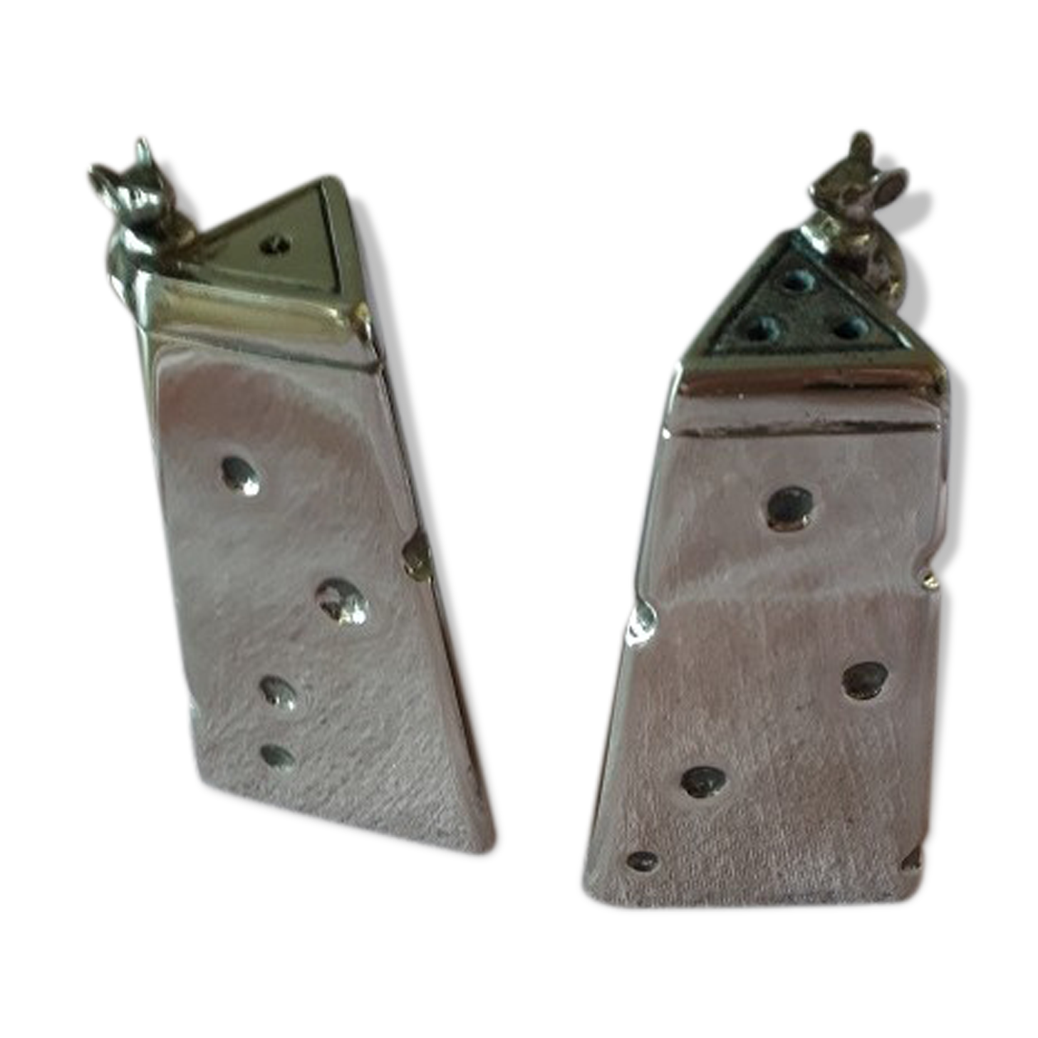 Salt shaker and silvered metal pepper