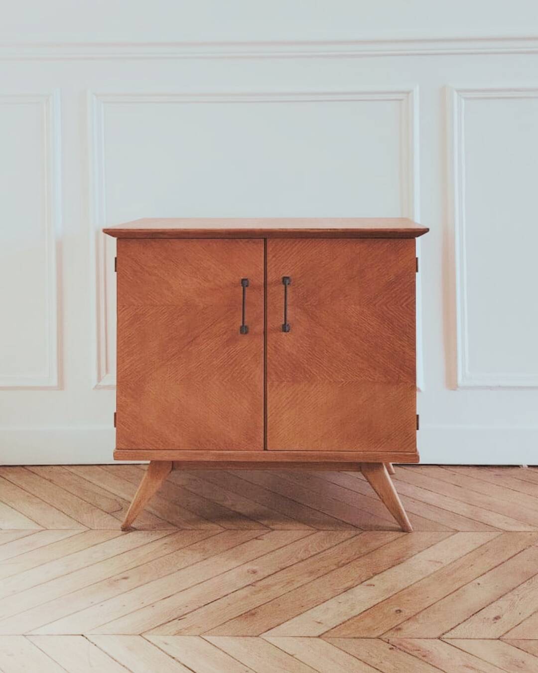 Renovated vintage vinyl cabinet, 1960s
