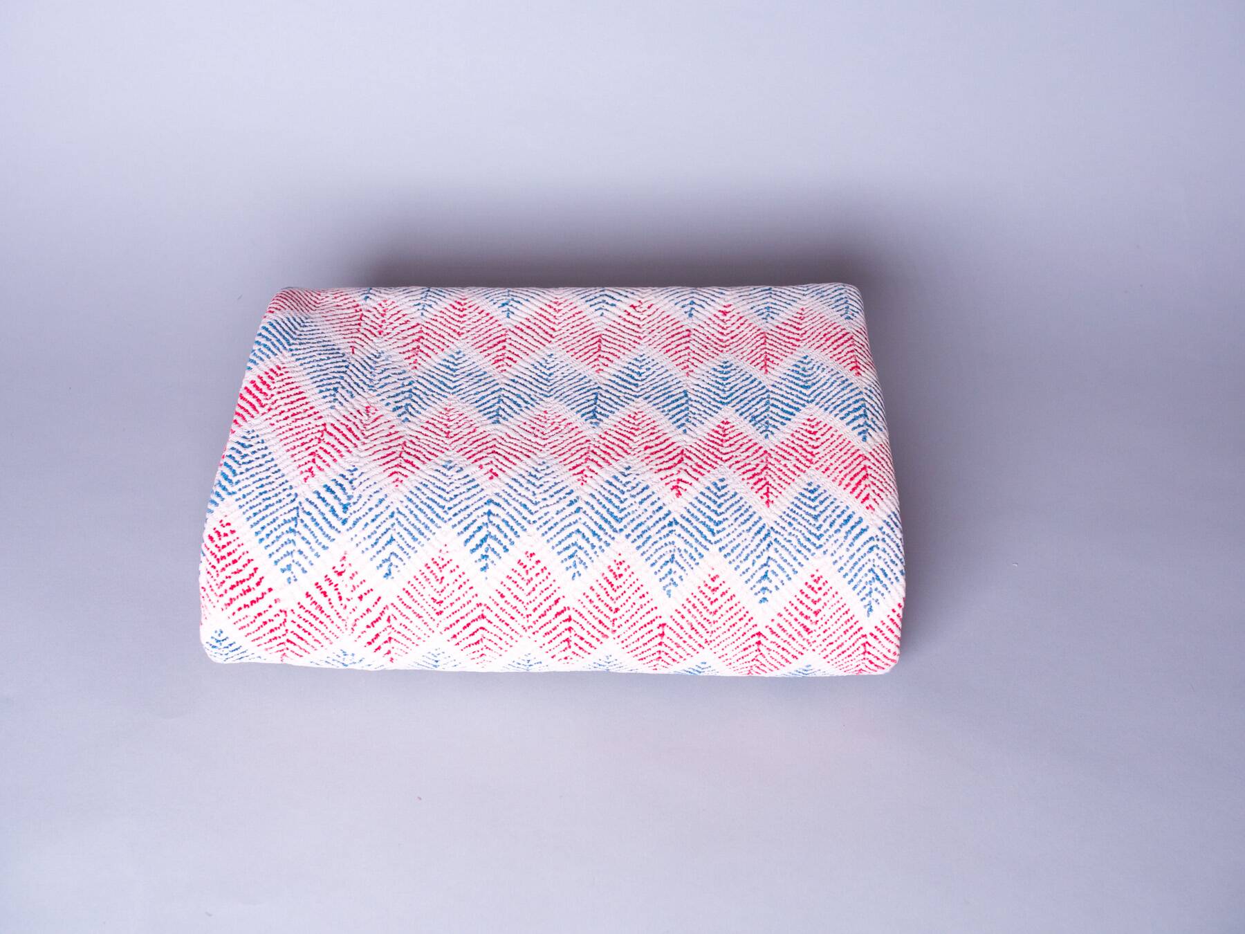 Vintage kantha "Bengal Chevron" bleu et rouge