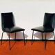 Paire de chaises ' Robert ' de Pierre Guariche pour Meurop