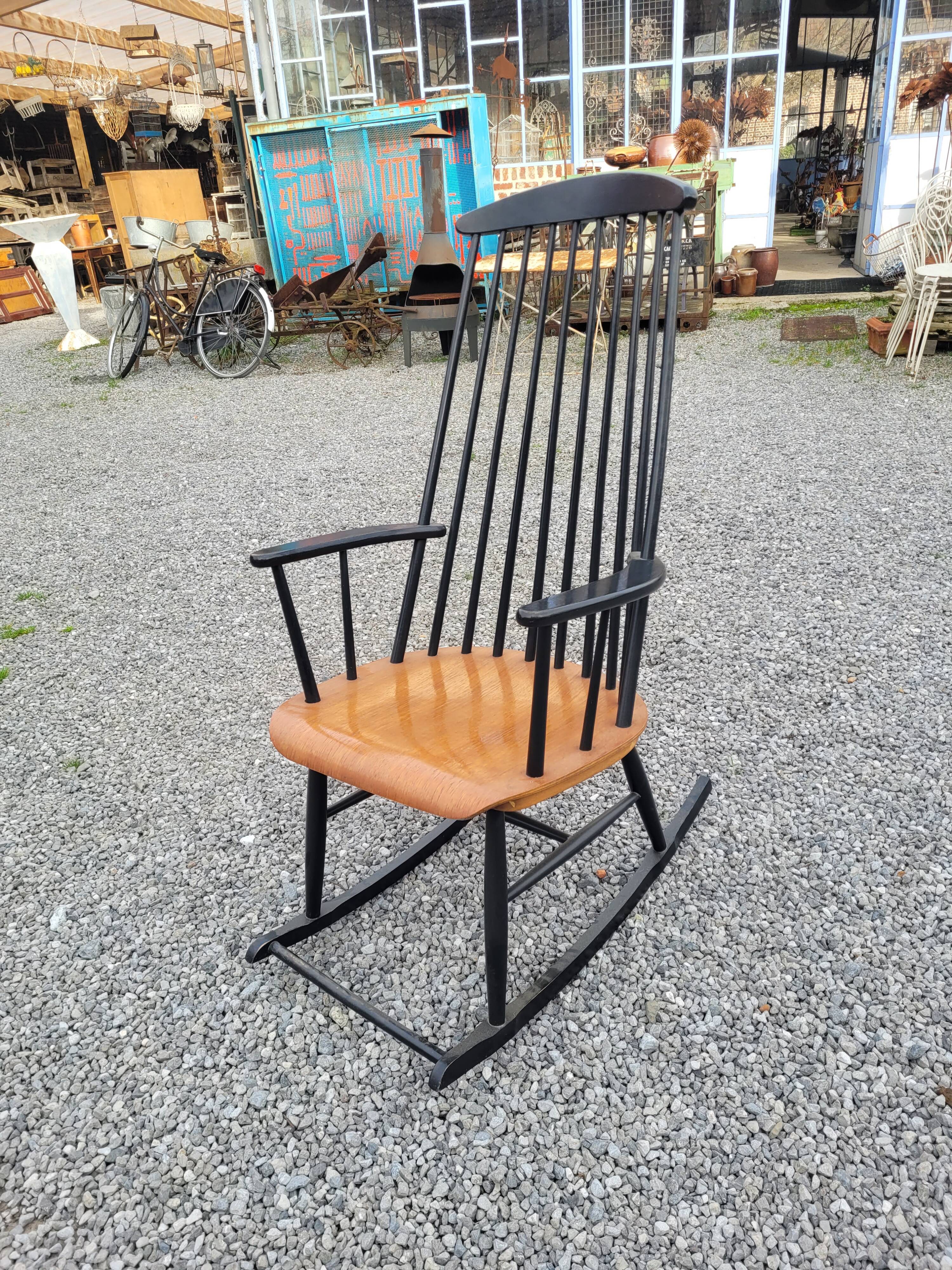 Vintage 70s rocking chair