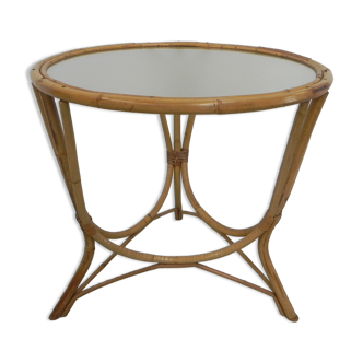 Table basse en bambou avec plateau rond en verre