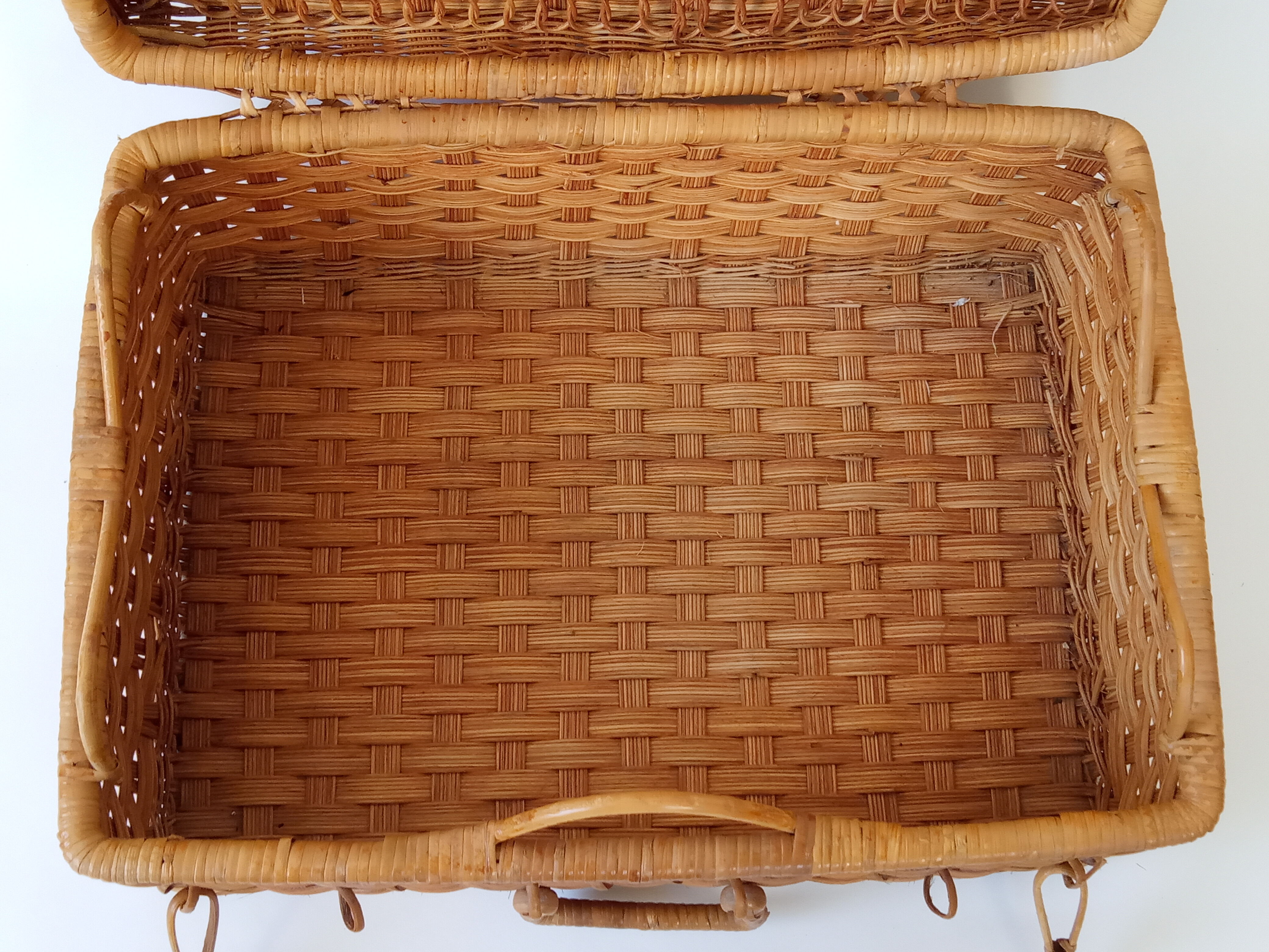 Rattan suitcase 70s