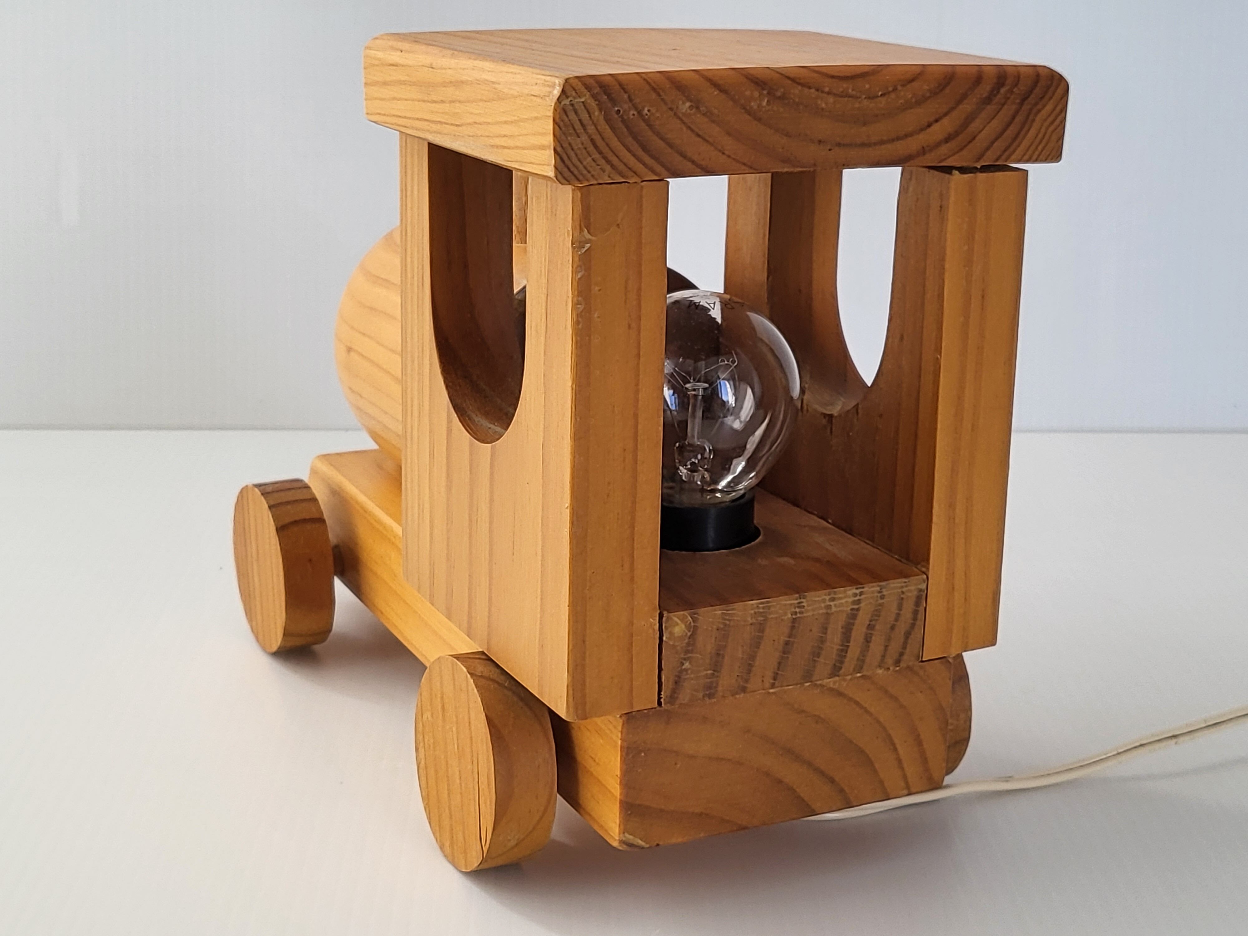Vintage 1970 pine locomotive lamp
