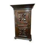 Man standing Louis XIII diamond point