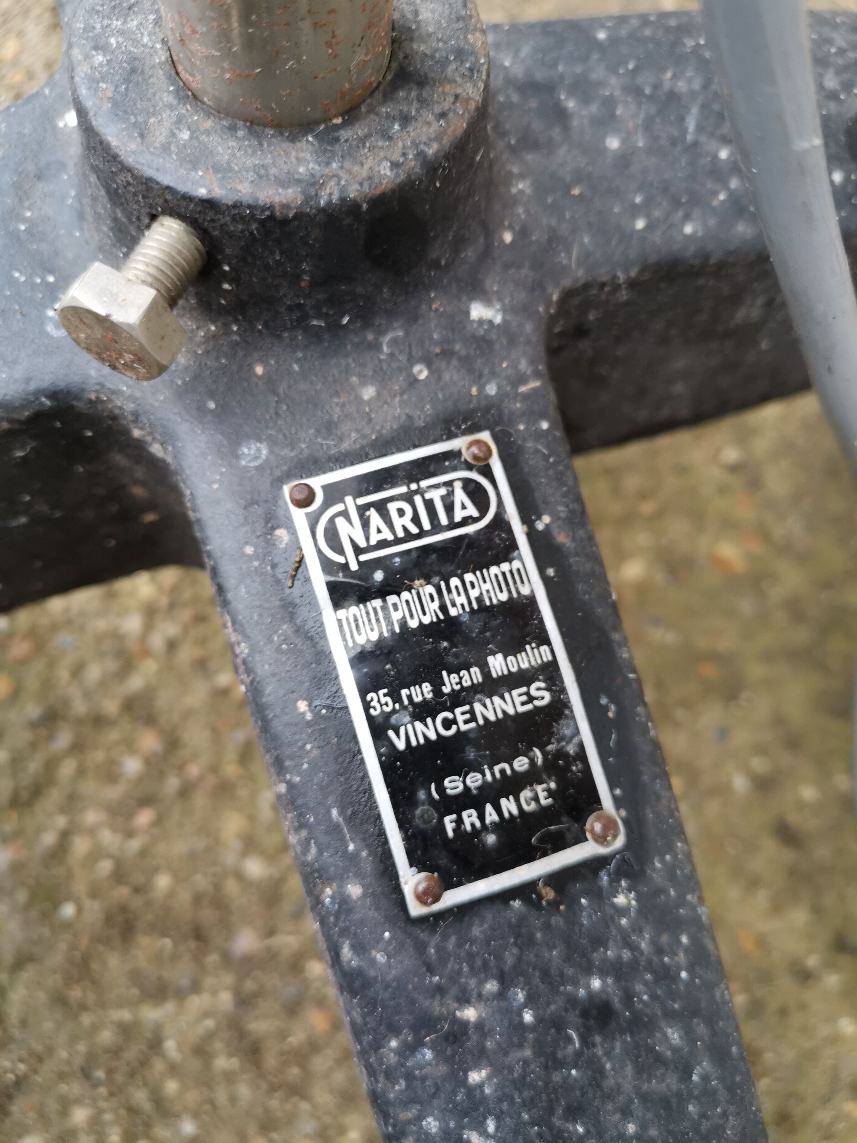 Set of 3 projectors on a matte brand Narita ciné photo from the factories of Vincennes