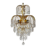 Chandelier with cascading pendants