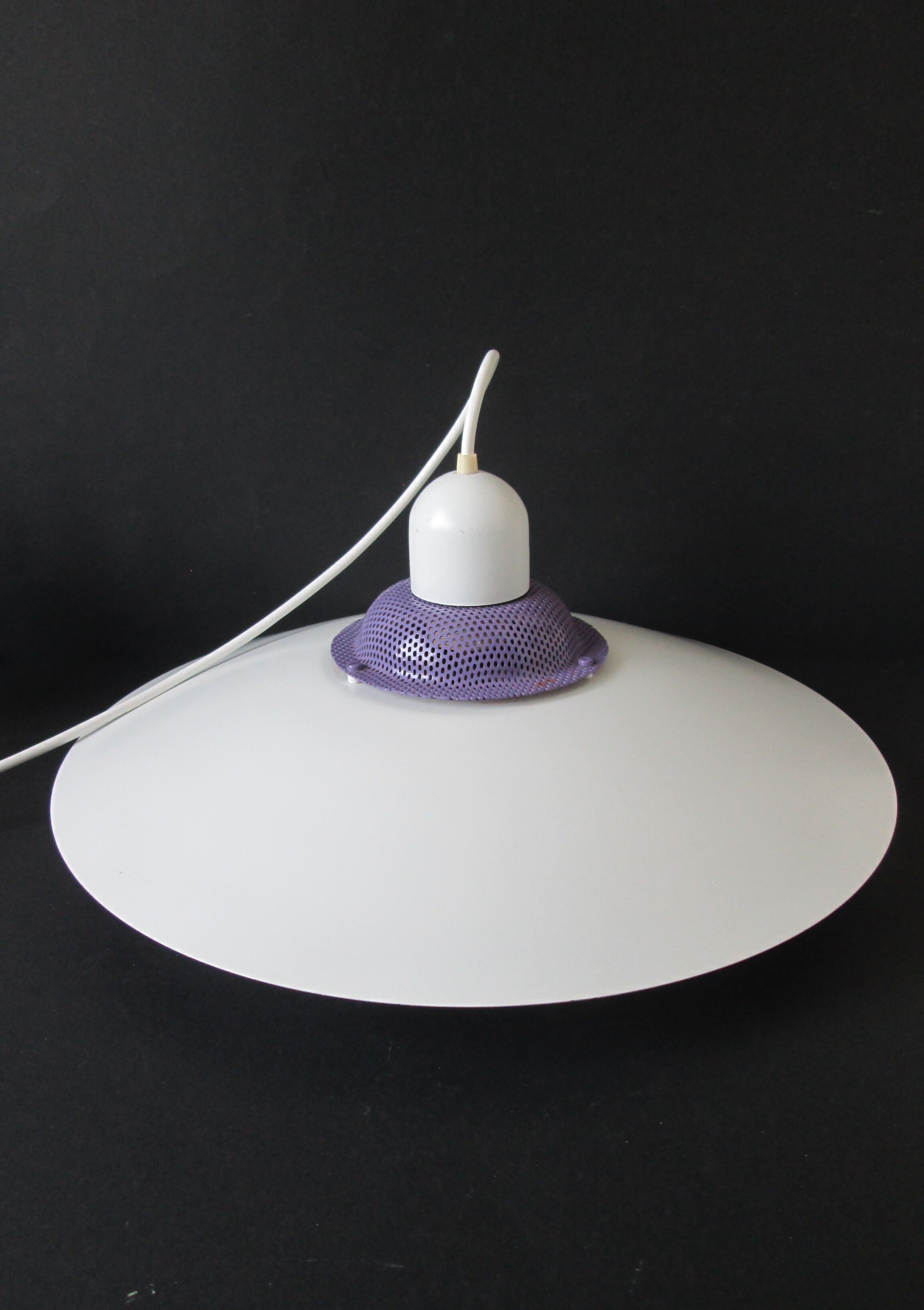Dansk design white/purple 1980s pendant lamp by Danish Jeka Metaltryk