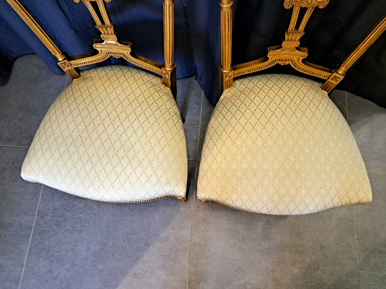 Pair of Napoleon III chairs in gilded wood