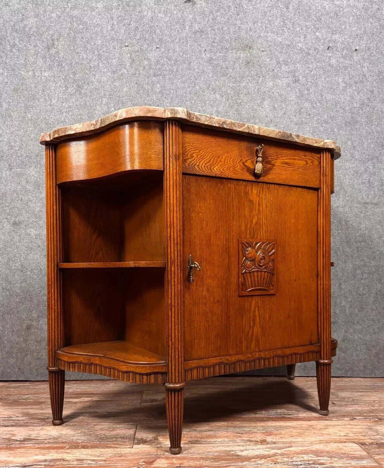 In the style of Dufresne: Art Nouveau period oak sideboard
