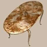 Table basse ovale en onyx et laiton 1950