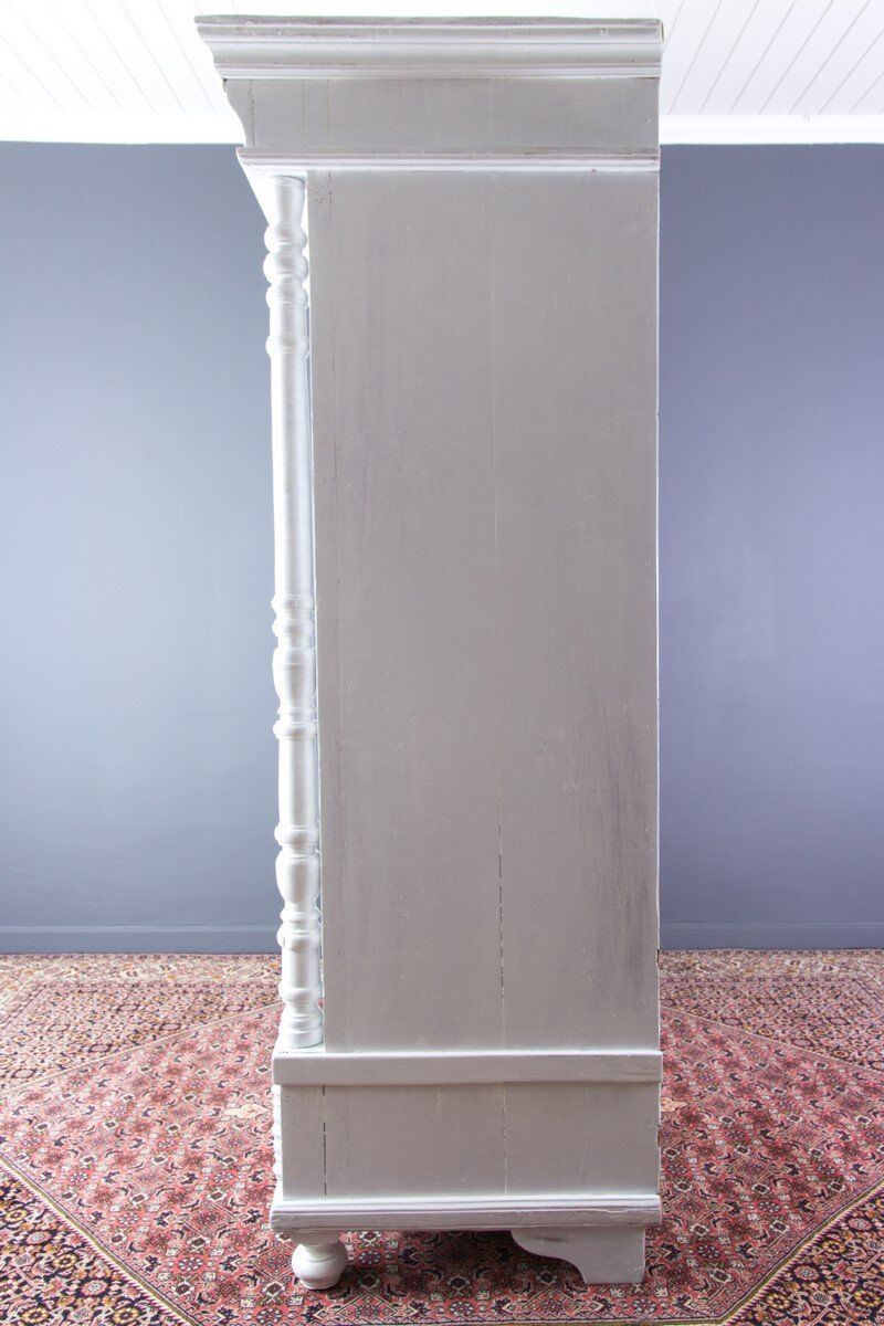 Solid pine 2-door armoire, ca. 1920s
