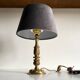 Lampe en laiton massif et velours