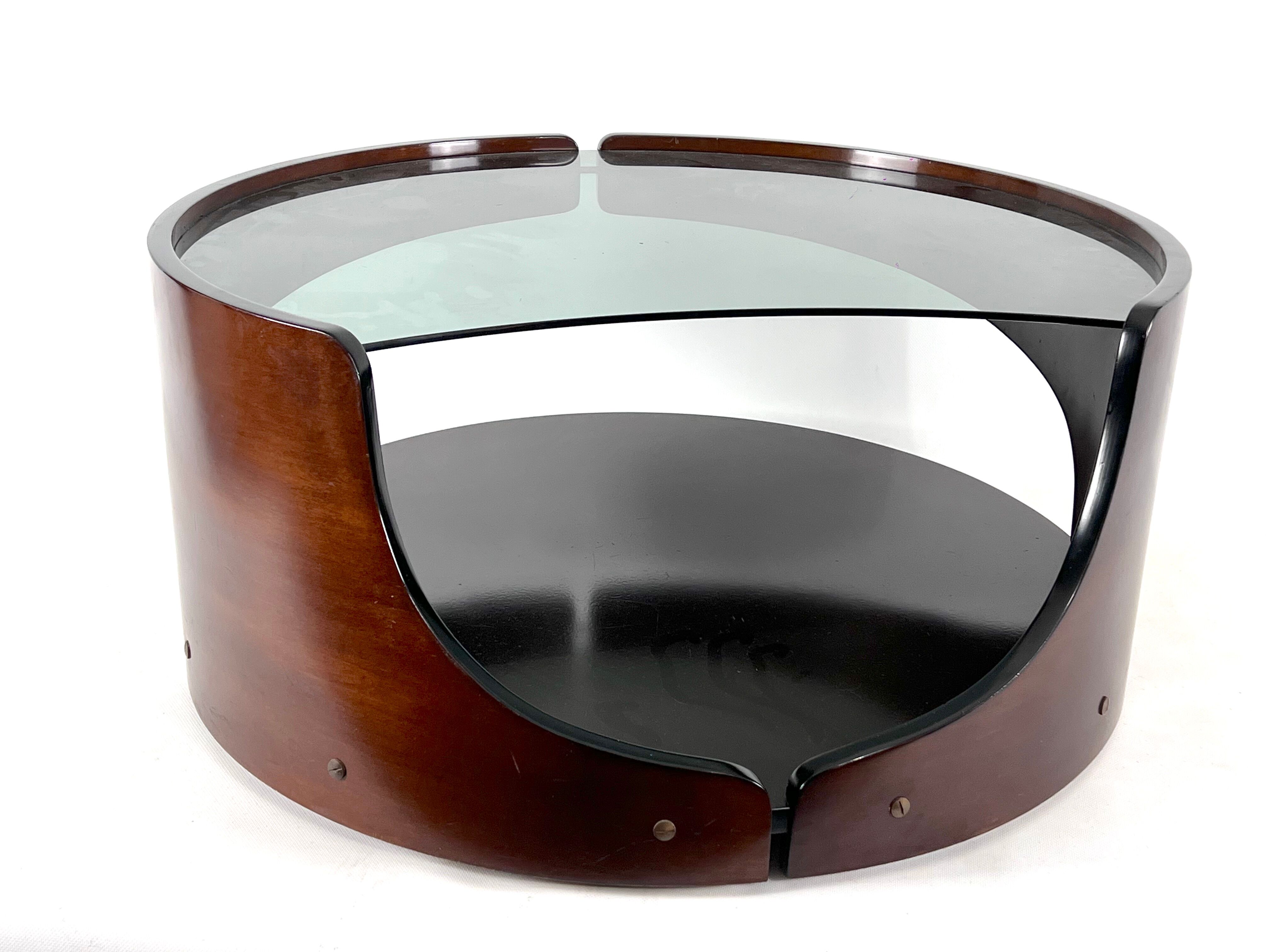 Mid-century modern wood round coffee table, italy 70s
