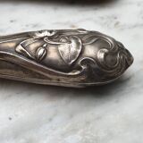 Art Nouveau salad servers in horn and silver metal