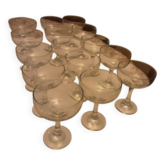 15 blown glass champagne coupes