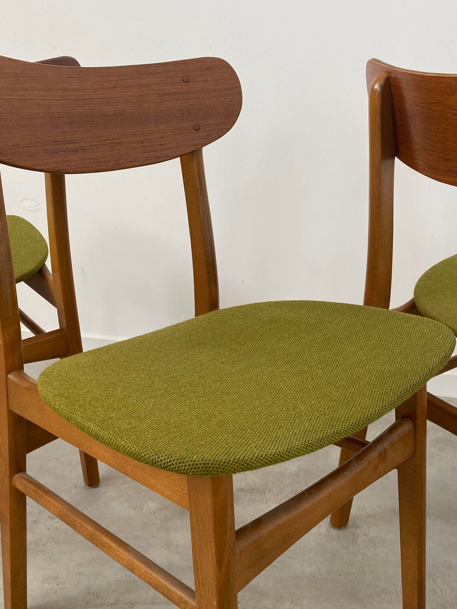 4 old vintage Scandinavian design chairs
