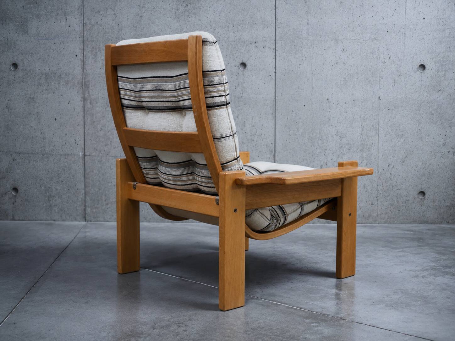 Charming Scandinavian armchair in solid wood, by Y. Ekstrom - Vintage 1970