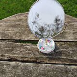 Round mirror on pedestal 18x31cm