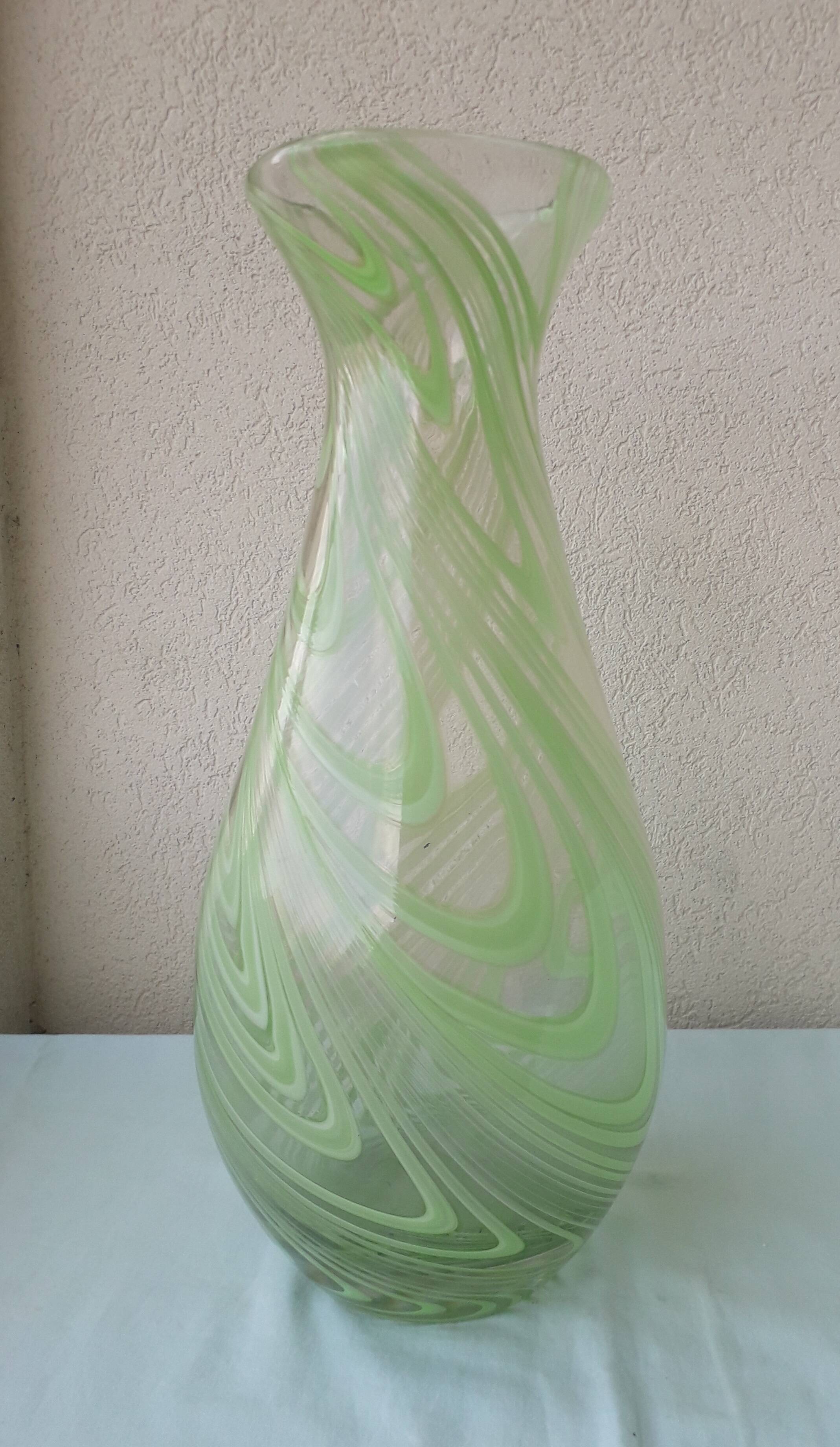 Glass vase