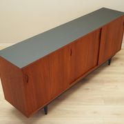 Buffet en teck, design danois, années 1970, production : Danemark