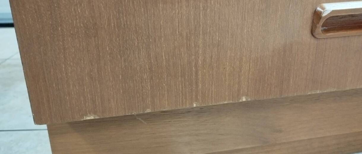 Scandinavian chest of drawers with 8 drawers