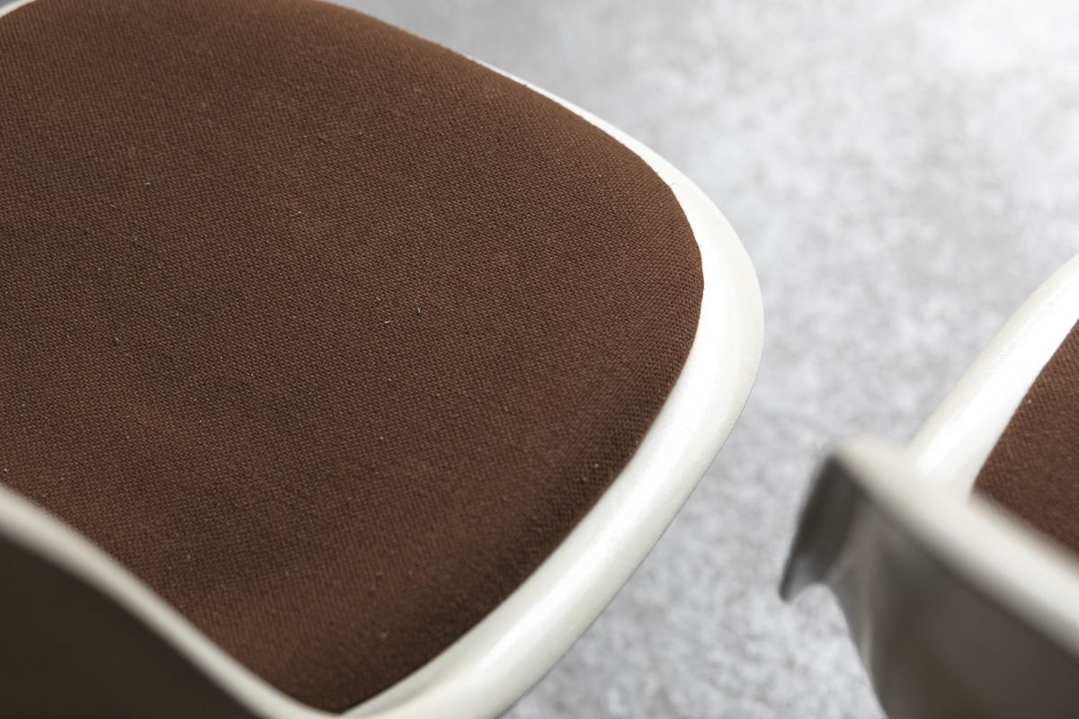 Set of 6 dining chairs 'La Fonda' designed by Charles & Ray Eames for Herman Miller
